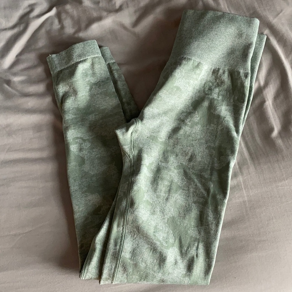 Gymshark Green Seamless Camo Leggings